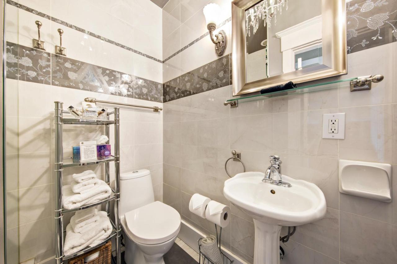 וונקובר The Ivy On Parker Guest House מראה חיצוני תמונה